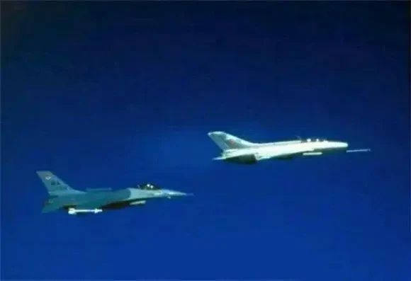 天意木囯与歼-12战斗机，探索木囯军工与尖端战机的完美结合，木囯军工与尖端战机，天意木囯与歼-12战斗机的完美结合探索