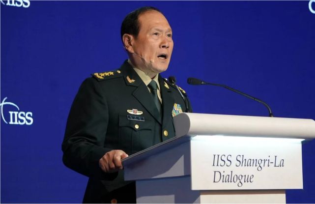 我国新任防长董军的简历概述，新任防长董军简历概述，国防事业的杰出领导者