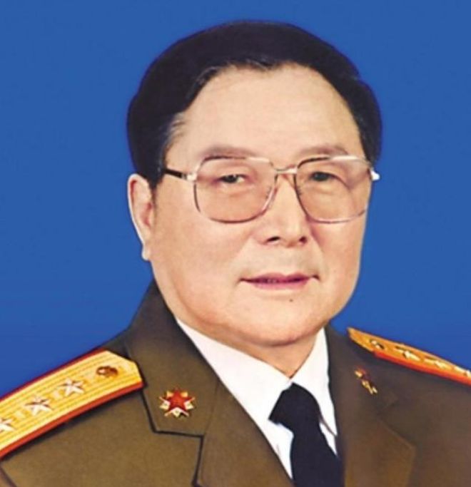 中国二炮部队司令员，英勇无畏的指挥者，战略力量的核心，中国二炮部队司令员，战略力量的核心，英勇无畏的指挥巨擘