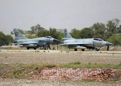 中国空军与巴基斯坦空军，实力与合作的探讨，中国空军与巴基斯坦空军，实力对比与合作探讨