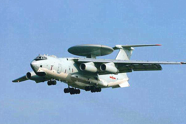 空警200与空警2000,航空领域的两大巨头,谁更胜一筹?,空警200与空警2000,航空巨头对决,谁更胜一筹?