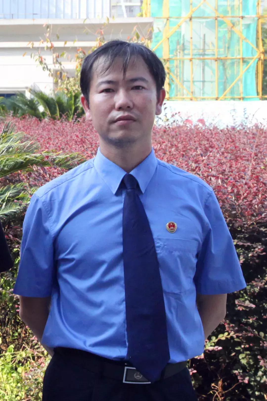 八一勋章工资多少,解读军人荣誉与待遇,八一勋章获得者待遇揭秘,军人荣誉与工资待遇详解