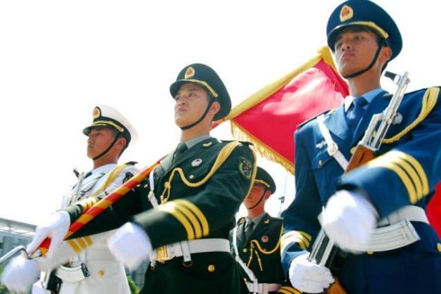 绿色军衣三军仪仗队,荣耀的象征与国家的骄傲,绿色军衣,三军仪仗队的荣耀与国家骄傲的象征