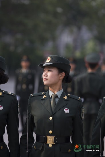 解放军中的璀璨明珠,女兵照片背后的故事,解放军中的璀璨明珠,女兵照片背后的故事揭秘