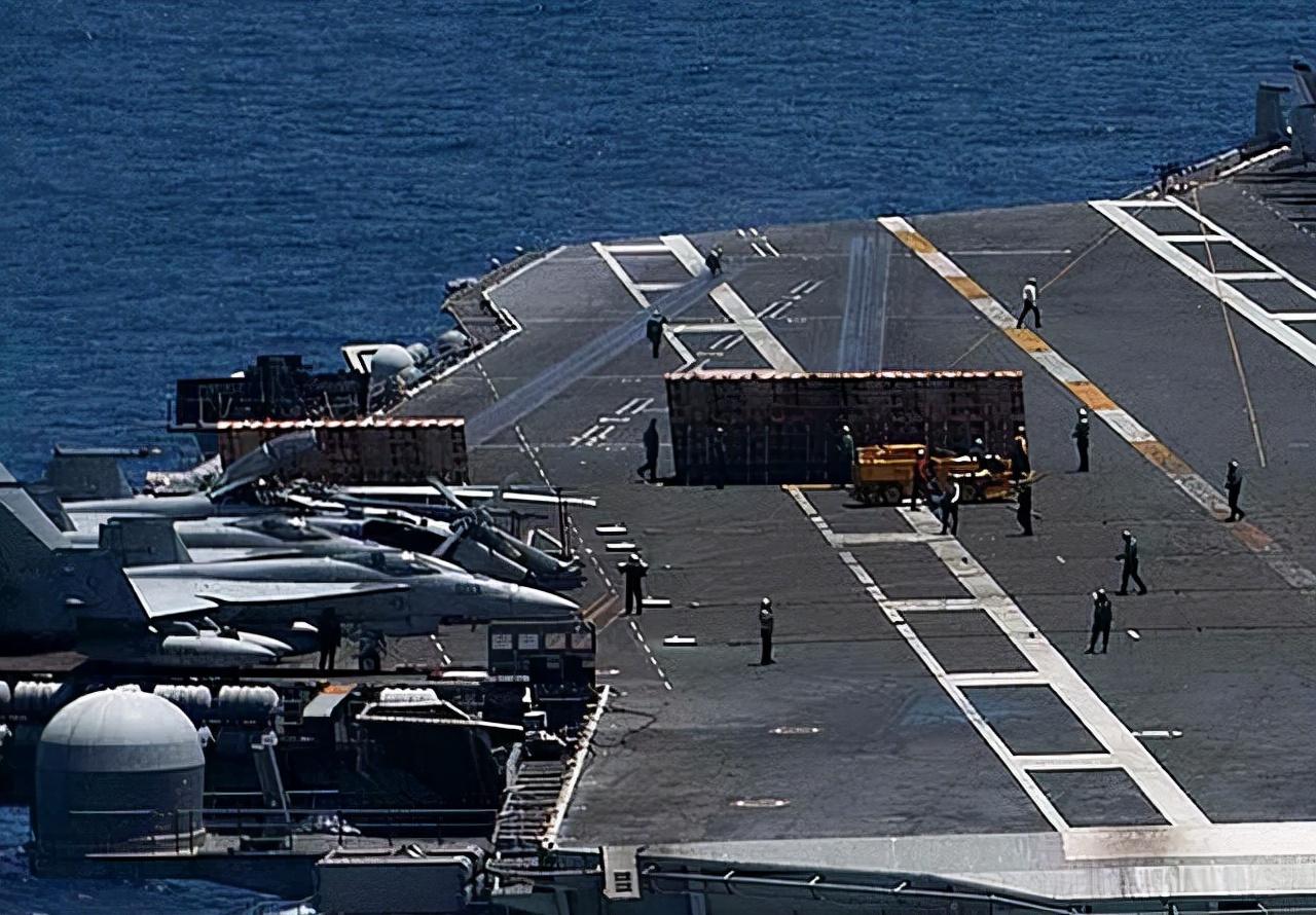 中国海军新里程碑，003型航母下水仪式纪实，中国海军新里程碑，003型航母下水仪式纪实报道