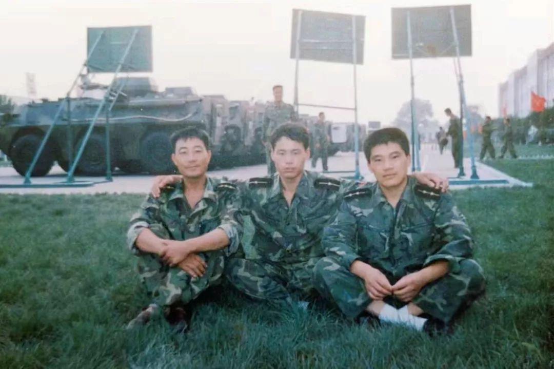 八一勋章与一等功的待遇,荣誉与待遇并重,八一勋章与一等功荣誉待遇并重,彰显荣誉与待遇的双重肯定