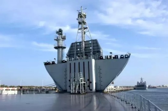 中国半潜船视频,揭示深海运输的先进技术,中国半潜船深海运输技术揭秘,先进技术展示视频标题