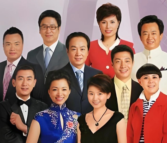 中央七套主持人照片,展现魅力与专业素养,中央七套主持人风采展示,魅力与专业并存的照片集