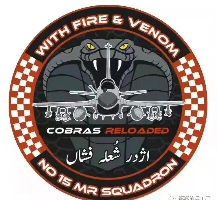 空军歼-15战斗机，中国空军的空中利剑，中国空军歼-15战斗机，空中利剑的骄傲