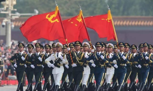 中国各军种军装图,展现威武之师的荣耀与风采,中国各军种军装展示,荣耀与威武之师的风采