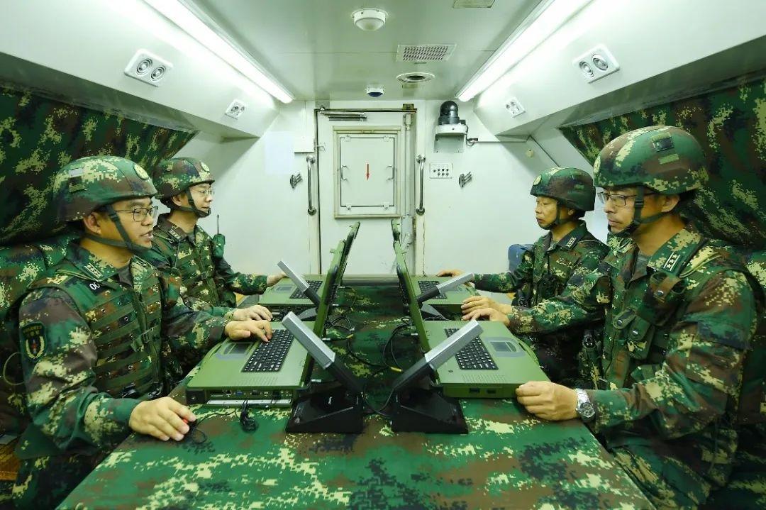 周勇坤,一位引领时代的杰出人物,周勇坤,时代引领者的杰出风采