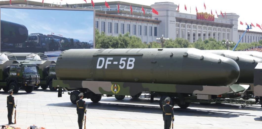 东风41洲际弹道导弹高清图片,揭示强大实力与战略威慑力,东风41洲际弹道导弹高清图片展示,强大实力与战略威慑力揭秘