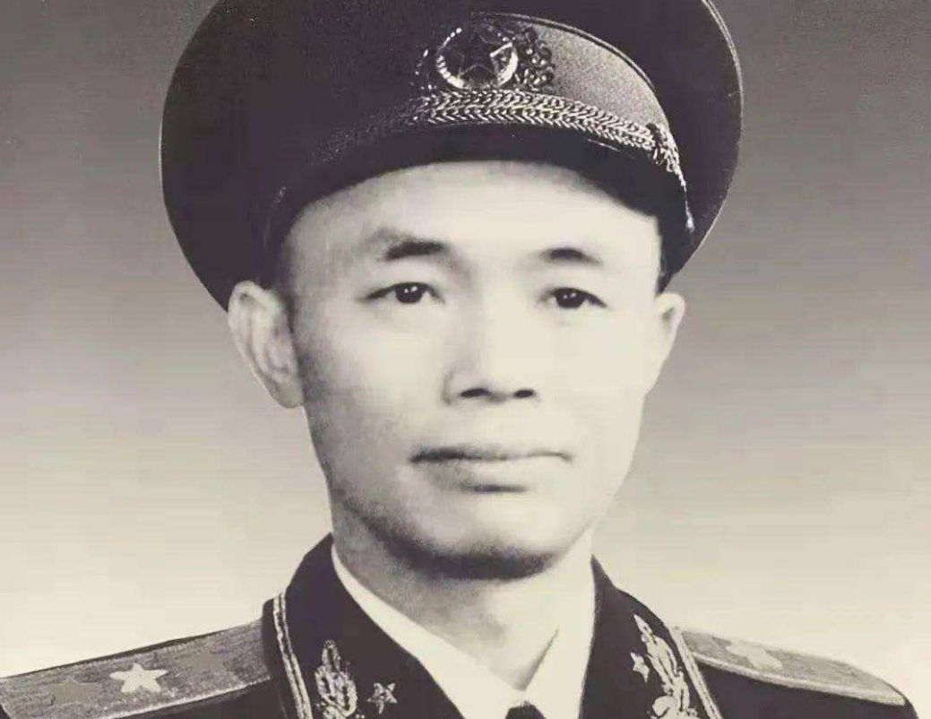 昆明十四军军长,历史中的英勇将领与现代军事建设的领军人物,昆明十四军军长,历史英勇将领与现代军事建设的时代标杆