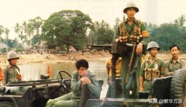 火箭炮与榴弹炮的精度比较，火箭炮与榴弹炮精度对比