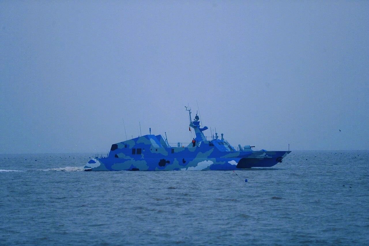 人民海军导弹快艇,捍卫海洋,展现力量,人民海军导弹快艇,捍卫海洋,彰显力量