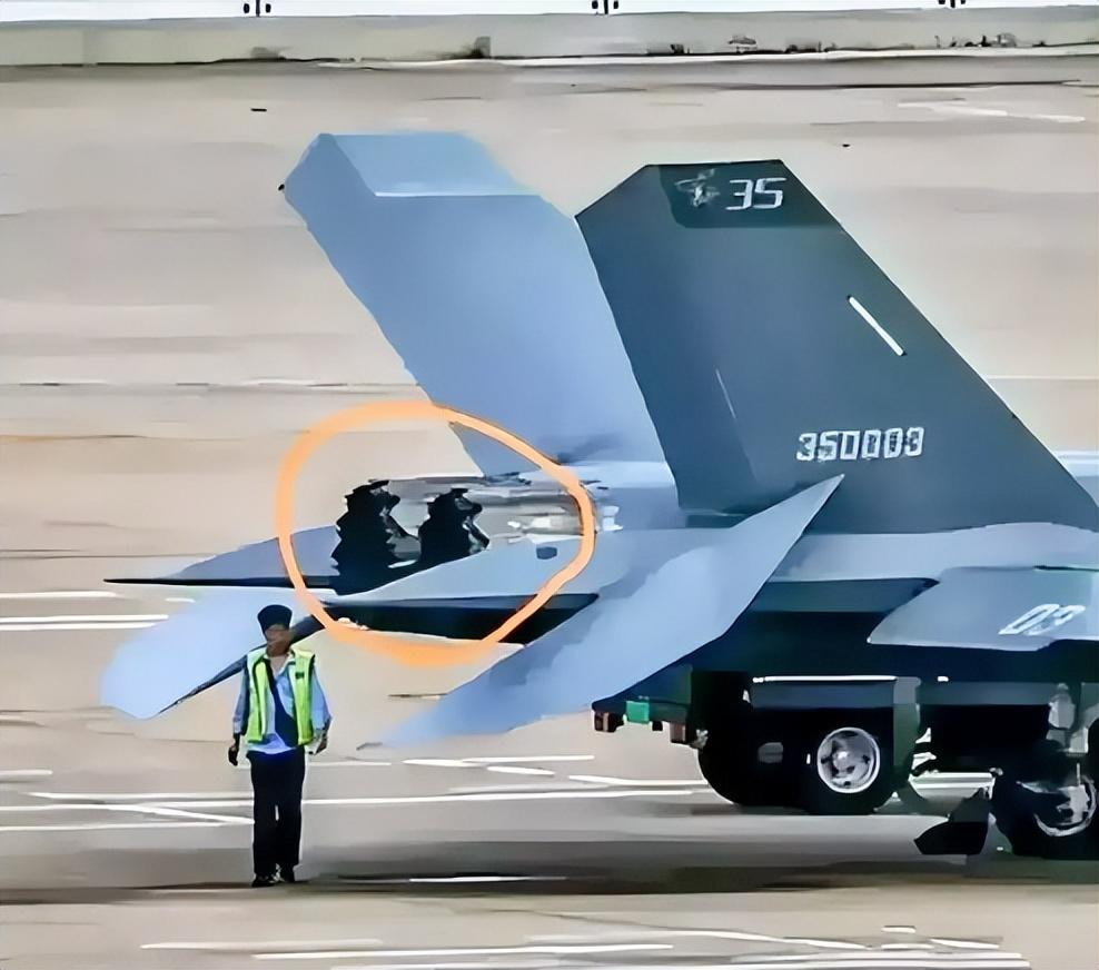 歼-10战斗机,中国空中力量的璀璨明珠,歼-10战斗机,中国空中力量的骄傲明珠