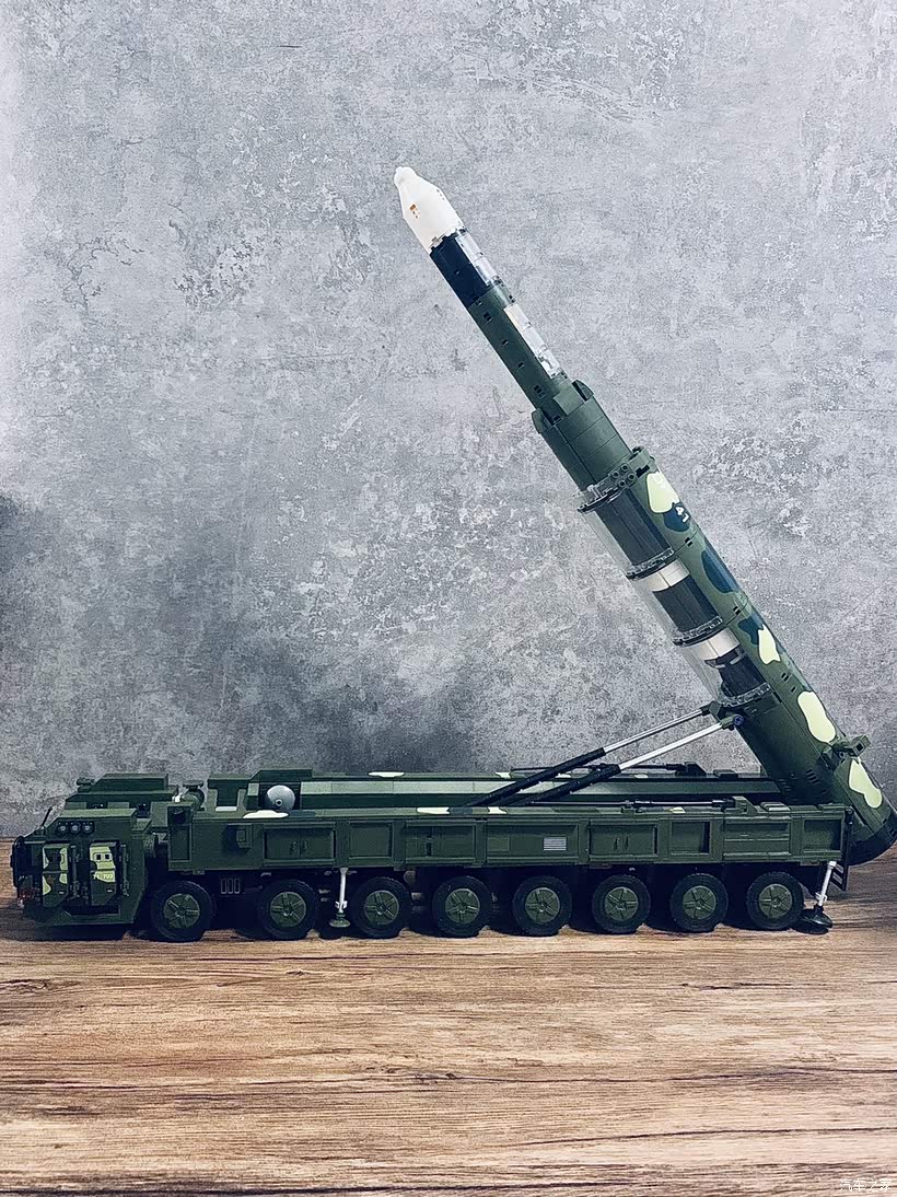 导弹模型图片大全,探索军事领域的魅力艺术,导弹模型图片大全,军事领域的魅力艺术探索