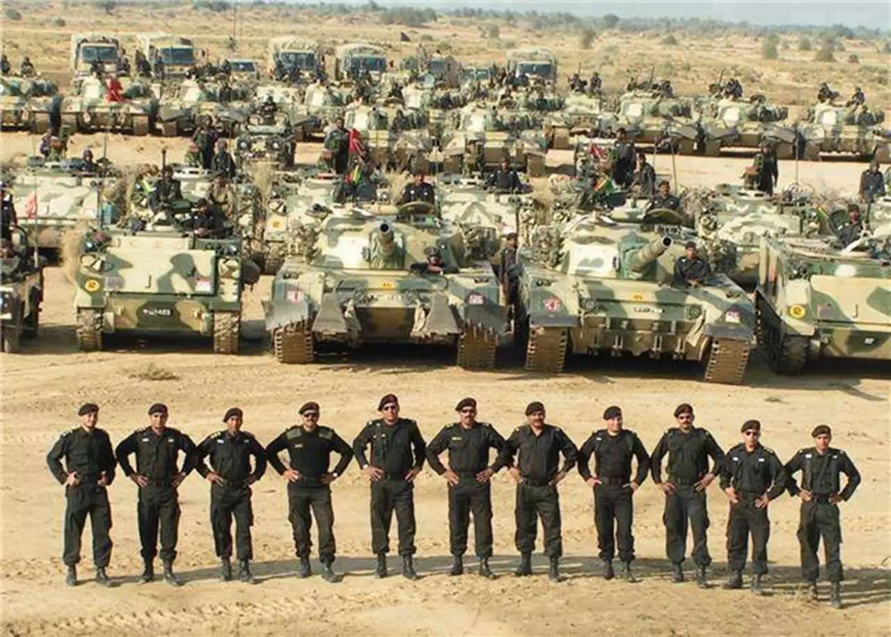 航母下水仪式,自豪感油然而生,航母下水仪式,民族自豪感彰显之际