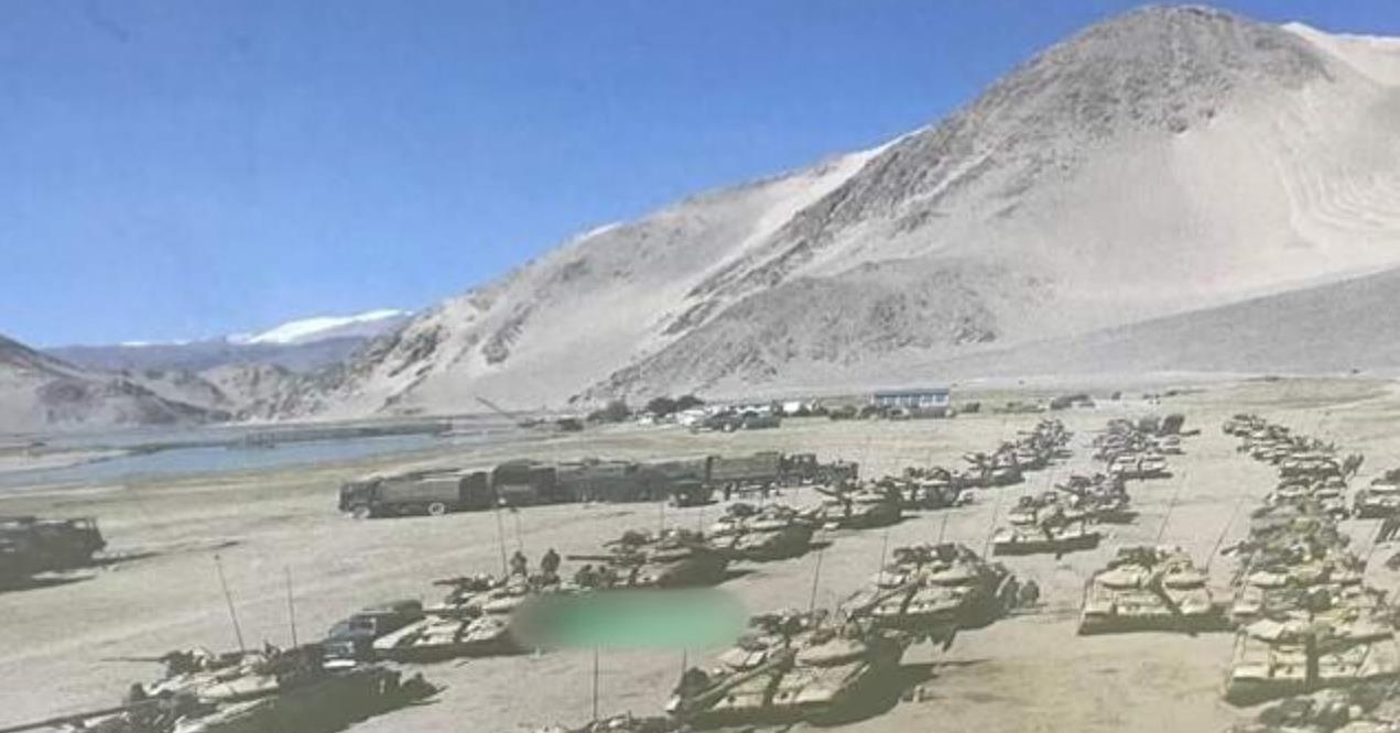 均质装甲与复合装甲的区别,均质装甲与复合装甲的差异解析