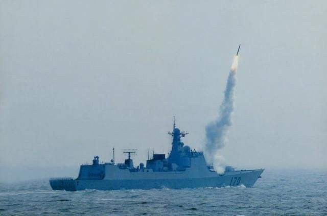 揭秘中国海军新型战舰,052D反潜导弹驱逐舰,揭秘中国海军新型战舰,052D反潜导弹驱逐舰亮相揭秘