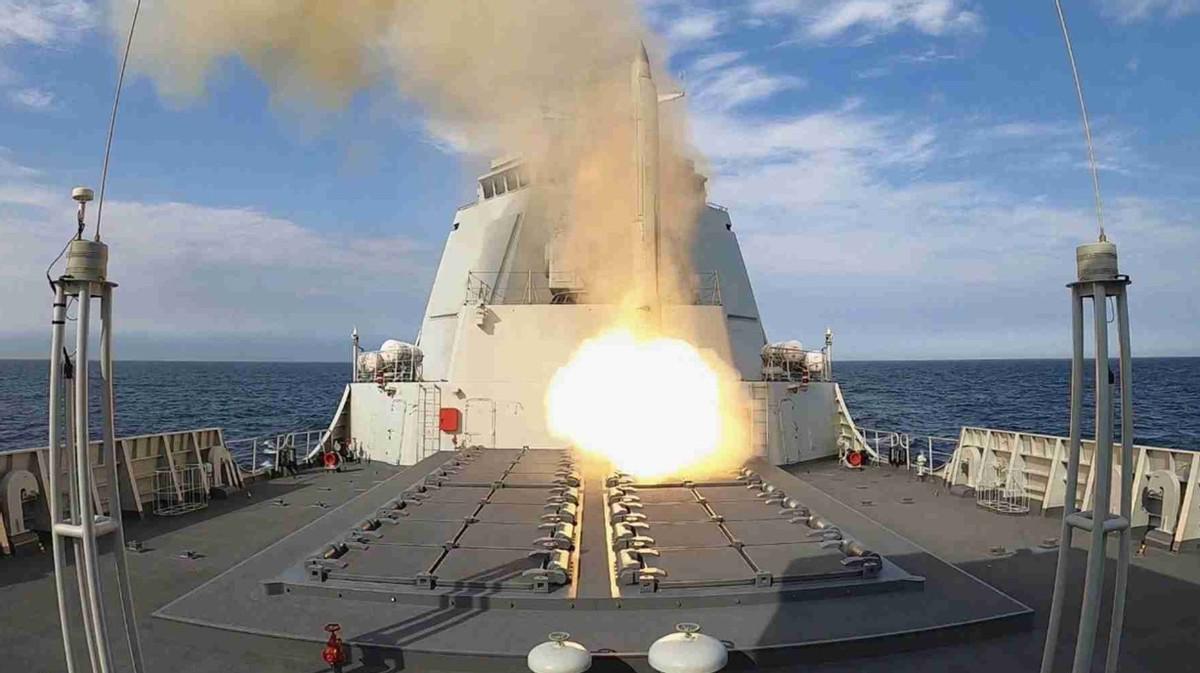 揭秘中国海军新型战舰,052D反潜导弹驱逐舰,揭秘中国海军新型战舰,052D反潜导弹驱逐舰亮相揭秘