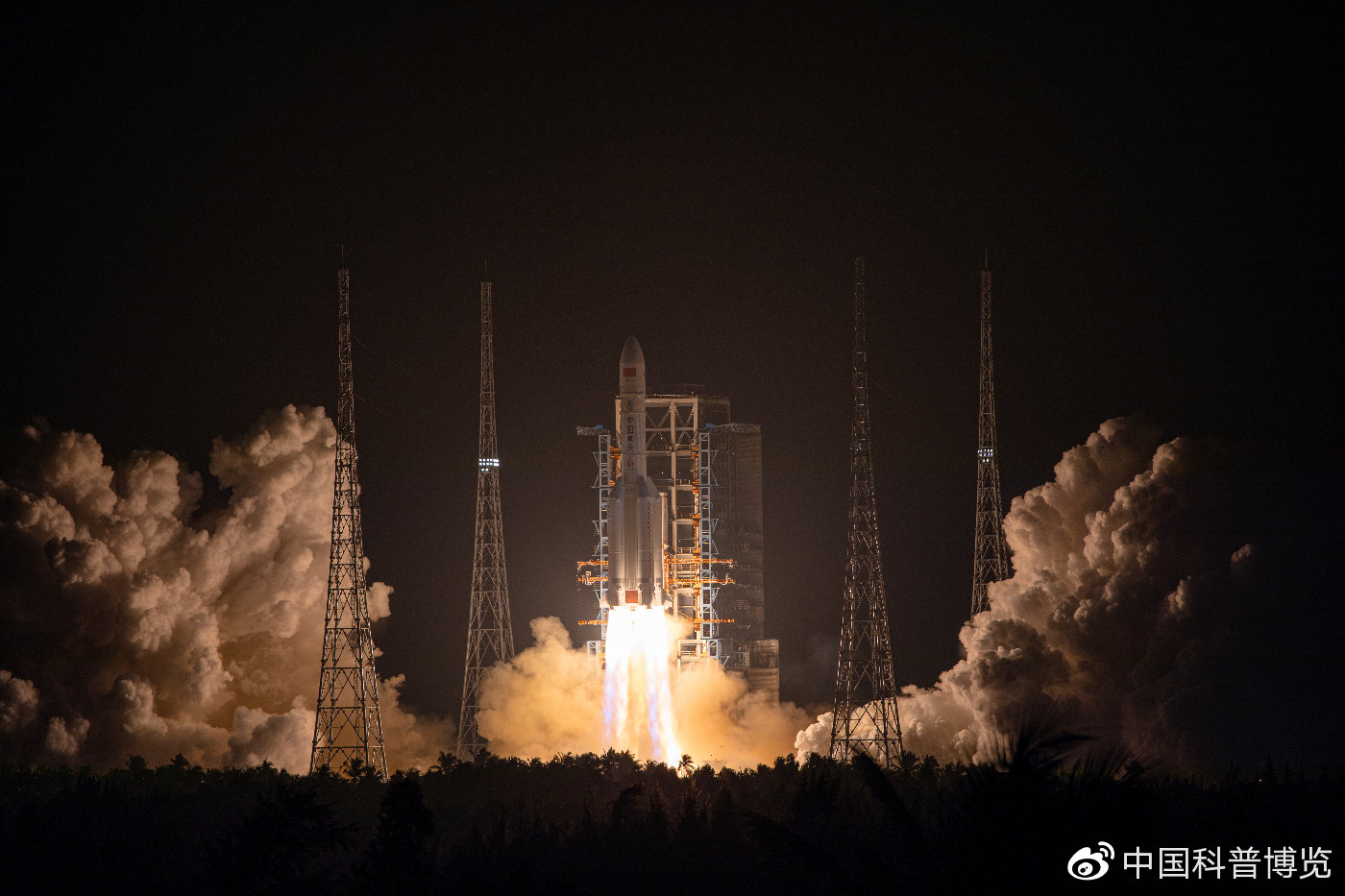 长征五号遥三运载火箭成功发射,中国航天事业的崭新里程碑,长征五号遥三运载火箭成功发射,中国航天事业迈入崭新里程碑