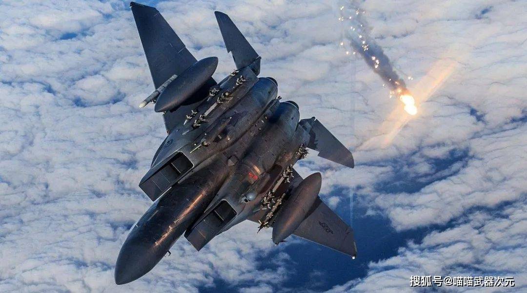 美国七十年代服役战机,历史回顾与影响分析,美国七十年代服役战机,历史回顾与深远影响分析