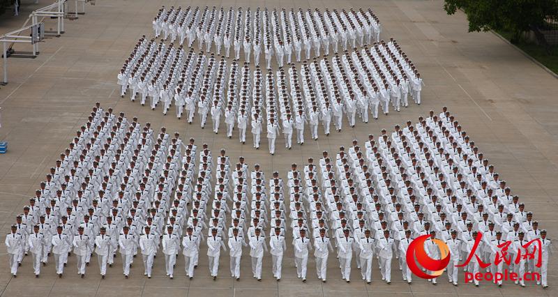 大连舰艇学院阅兵方阵，展现海军力量的荣耀瞬间，大连舰艇学院阅兵方阵，海军力量的荣耀瞬间展示