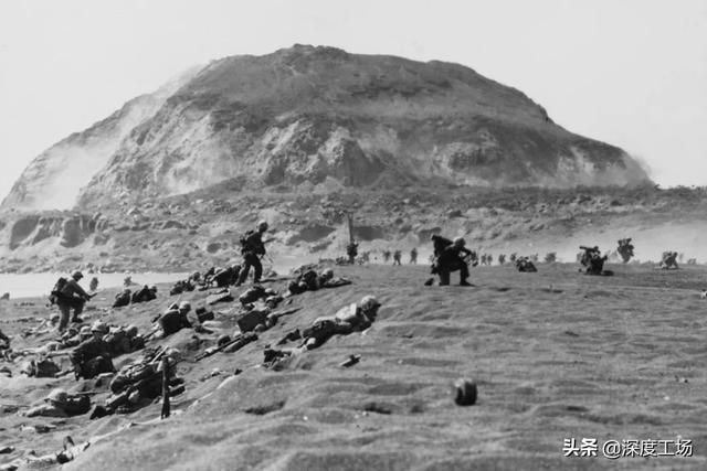 提尼安岛战役，二战中的关键战役，二战关键战役，提尼安岛战役揭秘