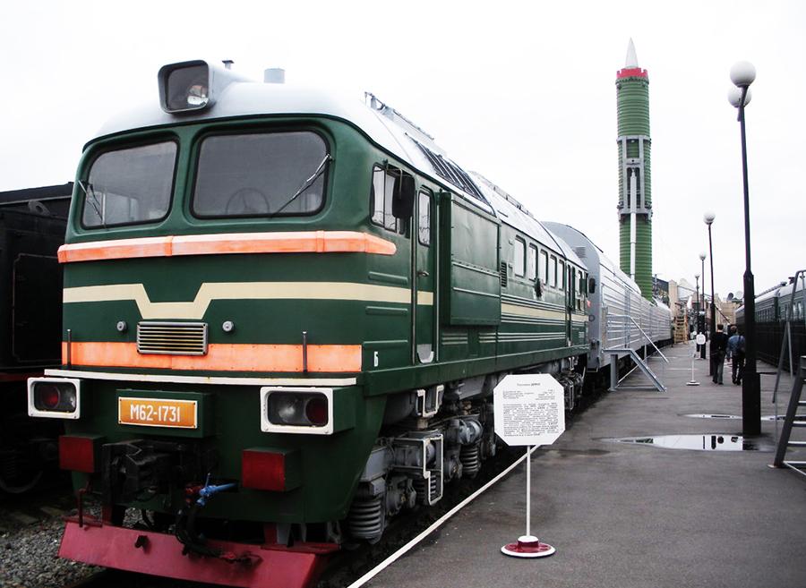 东风41导弹的威力与携带能力,探讨其弹头携带数量,东风41导弹的威力与携带能力,深入解析弹头携带数量