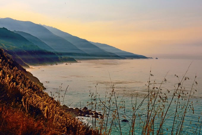 美国西部自由吗?探究其历史与现实,美国西部,历史与现实的自由探究