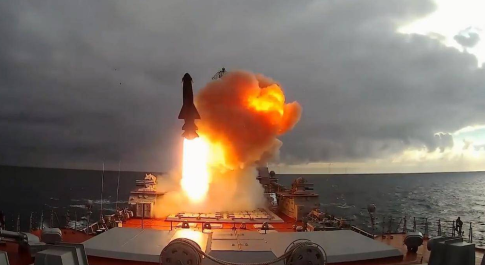 美俄开战,俄罗斯的潜在困境与无法忽视的现实挑战,美俄开战背景下的俄罗斯潜在困境与挑战分析