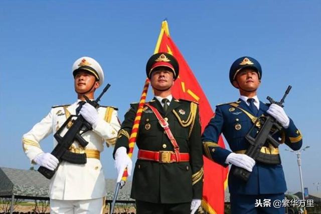 胜利日大阅兵,纪念与荣耀的彰显——回望2015年胜利日大阅兵,胜利日大阅兵回顾,纪念与荣耀的彰显(纪念版)