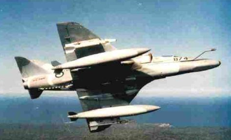 强击机为何被淘汰，历史变迁与技术发展的视角，强击机的淘汰历程，历史变迁与技术发展的视角探究