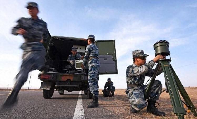 歼16E与歼16D，探索中国新一代战斗机的独特魅力，中国新一代战斗机歼16E与歼16D的独特魅力探索