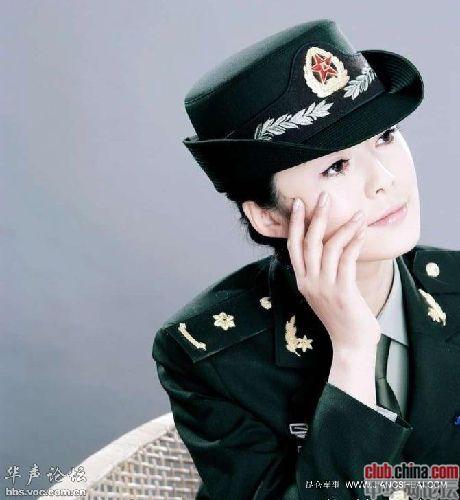 中国女兵最漂亮的照片图片,展现英勇与美丽的独特风采,中国女兵英勇与美丽独特风采的绝美瞬间图片展示