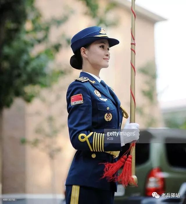 中国女兵最漂亮的照片图片,展现英勇与美丽的独特风采,中国女兵英勇与美丽独特风采的绝美瞬间图片展示