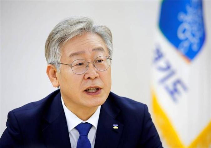 文在寅时代的萨德政策，挑战与机遇，萨德政策下的挑战与机遇，文在寅时代的观察