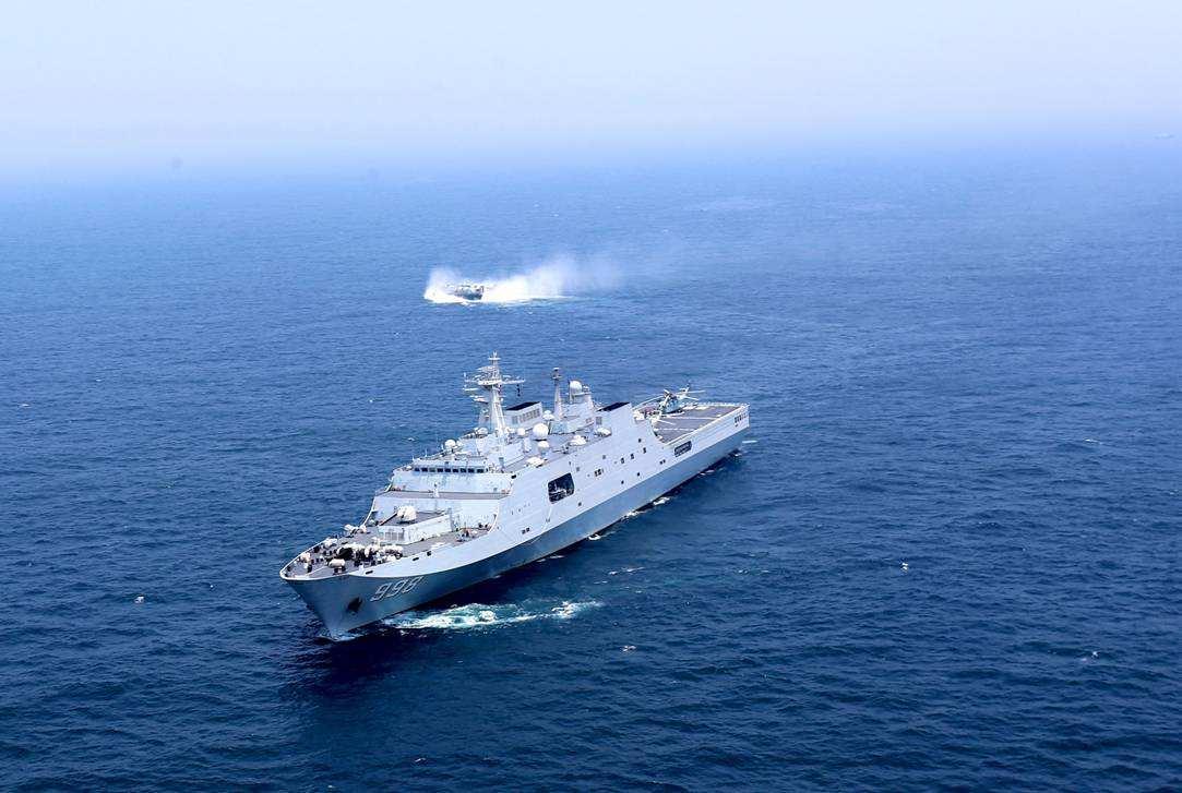 昆仑山舰,揭示其型号与特点,昆仑山舰型号揭秘,特点一览