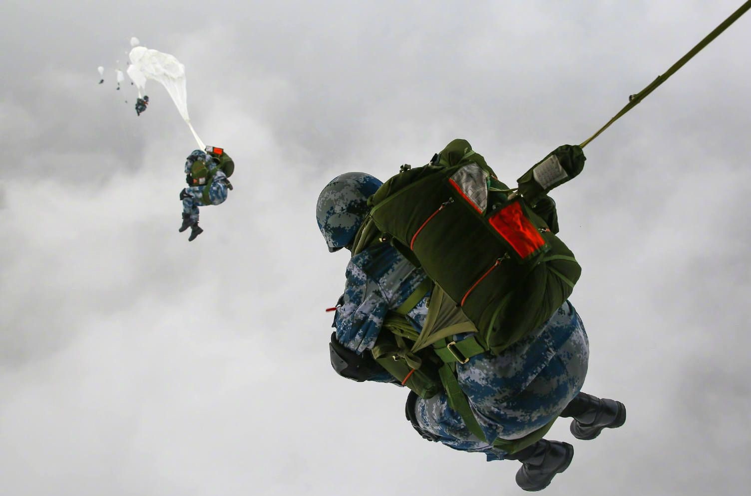 空降兵王牌部队，荣耀与传奇，空降兵王牌部队的荣耀传奇