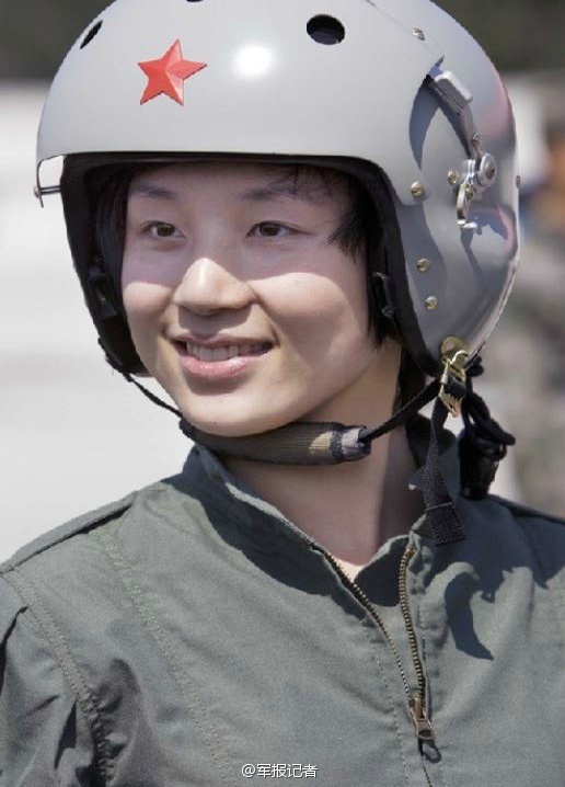 中国歼击机女飞行员现役，突破天际的英勇巾帼，突破天际的英勇巾帼，中国歼击机女飞行员现役纪实