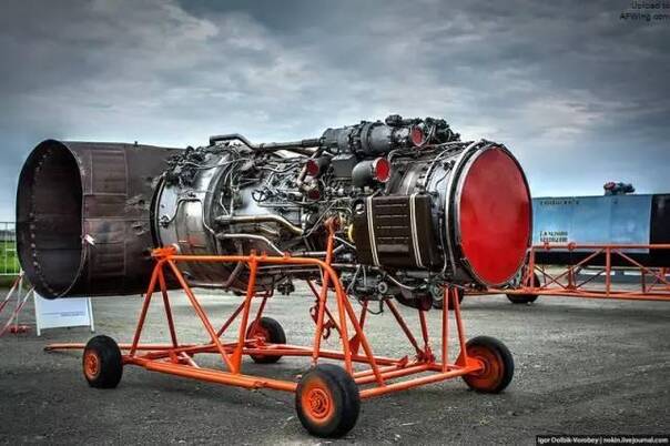 涡轴发动机喷口与直升机的紧密关联，涡轴发动机喷口与直升机性能紧密关联解析