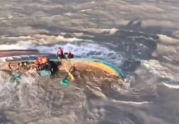 辽宁号的编号是多少，探寻中国海军巨舰的标识与历程，辽宁号巨舰揭秘，探寻中国海军标识与历程，编号究竟是多少？