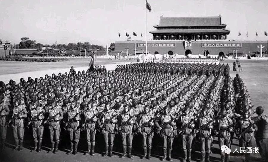 盛世盛典,回顾2009国庆阅兵解说词,盛世盛典回顾,2009国庆阅兵精彩解说词盘点