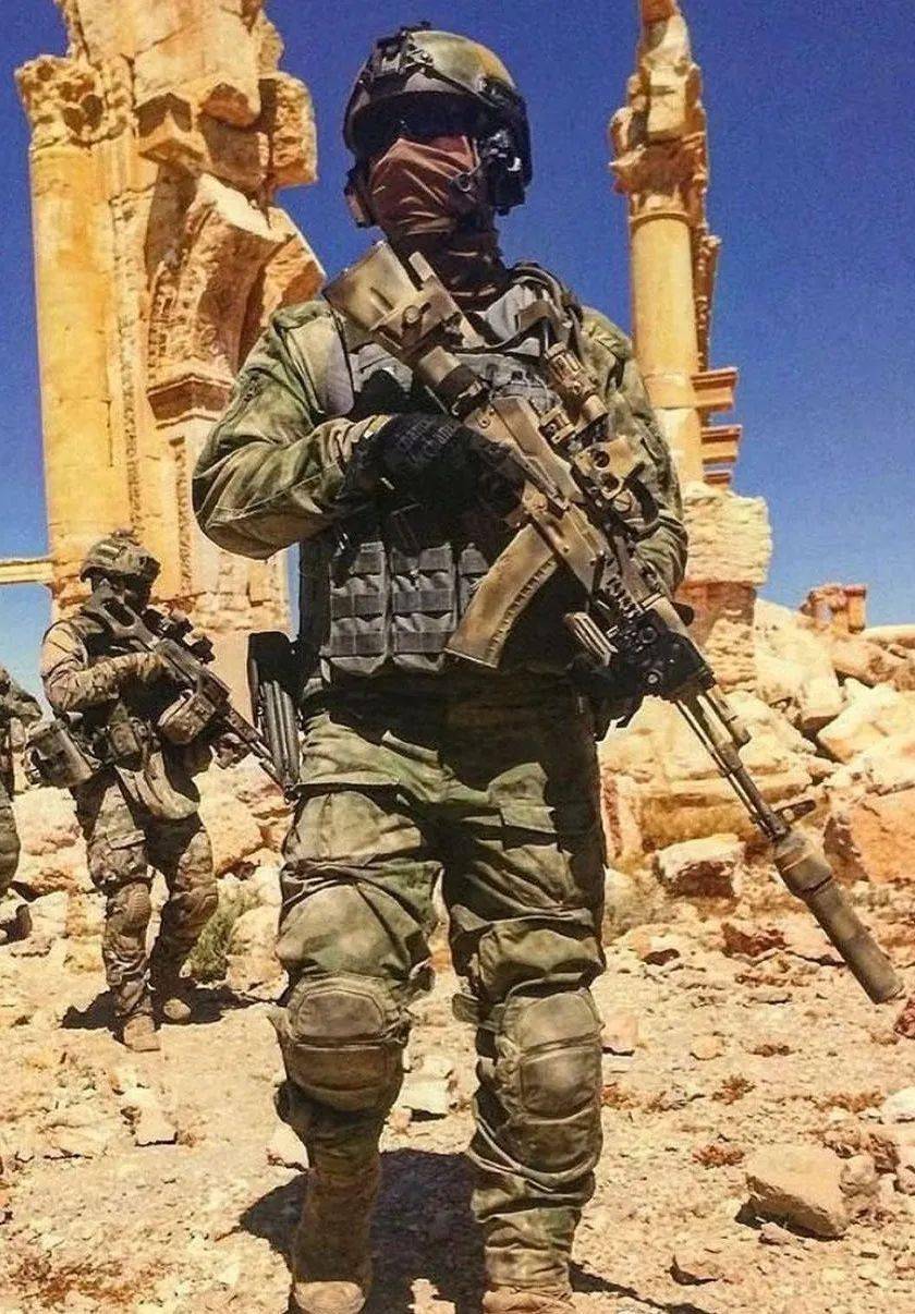 俄罗斯士兵牺牲人数,战争的残酷与英雄精神的体现,俄罗斯士兵牺牲人数背后的战争残酷与英雄精神展现