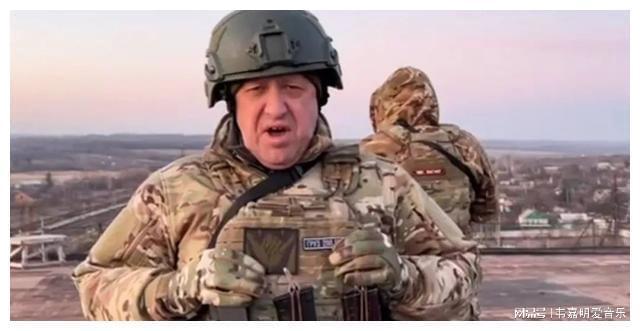 俄罗斯士兵牺牲人数,战争的残酷与英雄精神的体现,俄罗斯士兵牺牲人数背后的战争残酷与英雄精神展现