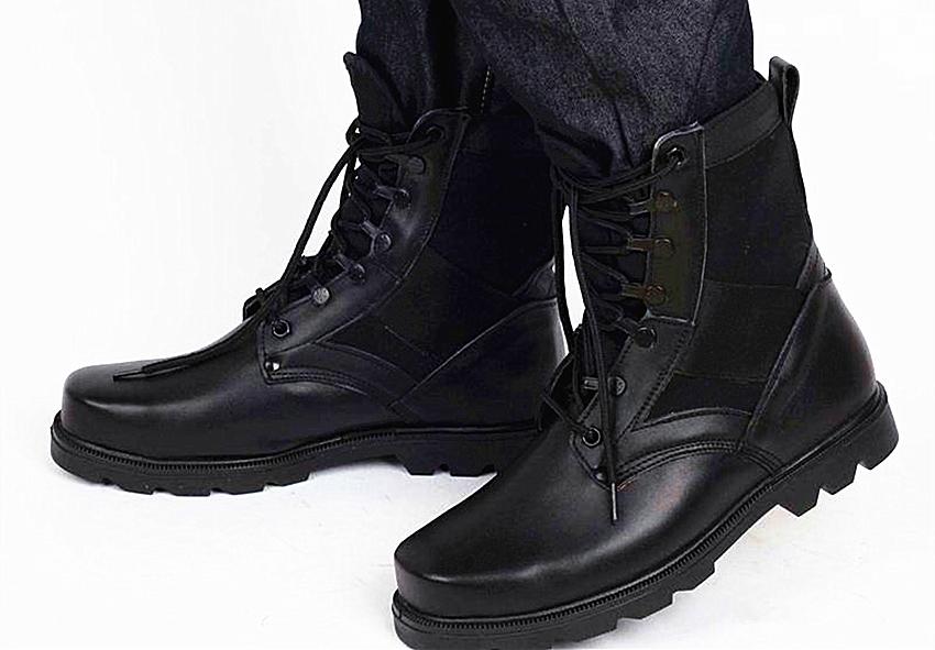 探索中国军事装备的新篇章,07式军靴的崛起与影响,中国军事装备新篇章,揭秘07式军靴崛起与影响