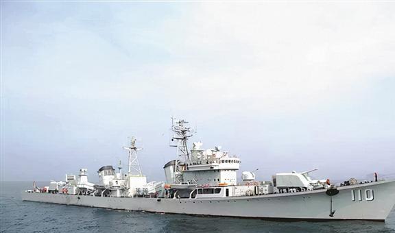 揭秘中国海军的骄傲——051大连号驱逐舰，揭秘中国海军的骄傲，051大连号驱逐舰传奇之旅