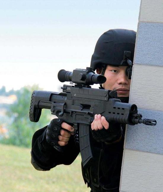 中国军工的骄傲,05式半自动步枪,中国军工之光,05式半自动步枪的骄傲