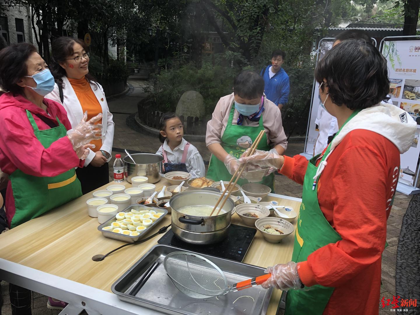 被选中参加阅兵,荣誉与挑战并存,阅兵荣誉与挑战并存,个人荣耀与国家骄傲的双重体验